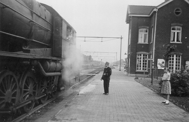 station Bunde