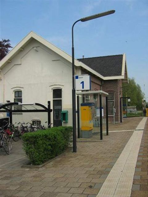 station Arkel