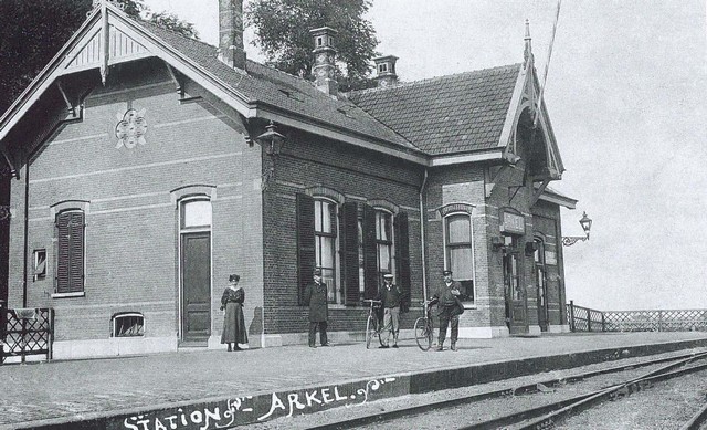 station Arkel