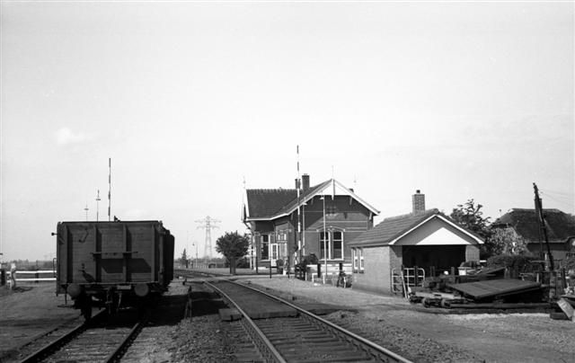 station Arkel