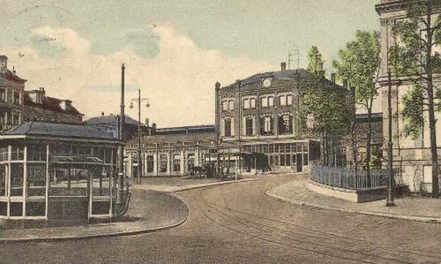 station Arnhem Straatzijde