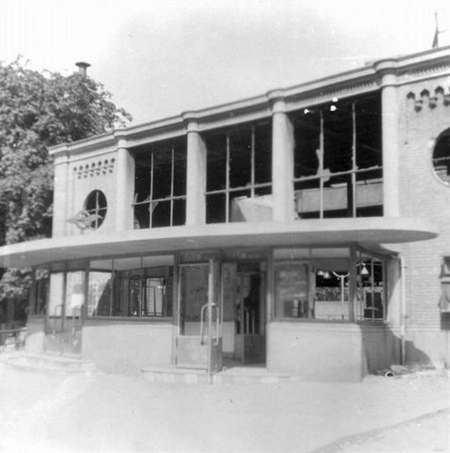 station Arnhem uitgangsgebouw