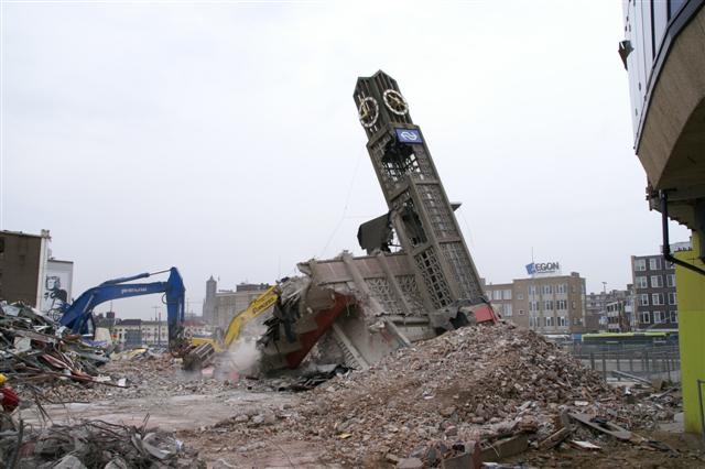 station Arnhem het omhalen van de klokkentoren