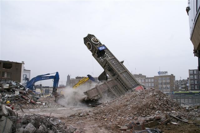 station Arnhem het omhalen van de klokkentoren