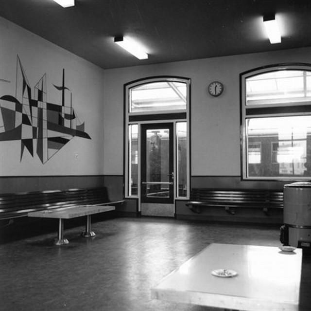 station Delfzijl wachtkamer
