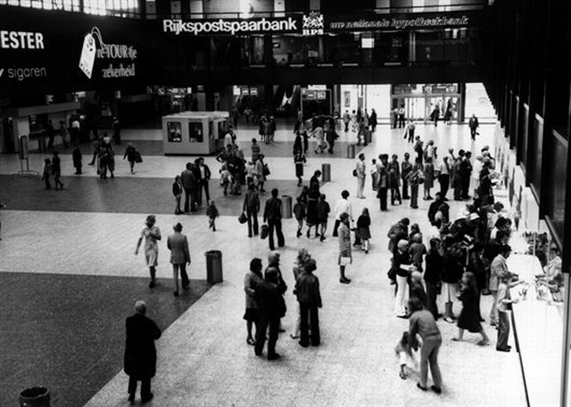 station Haag Centraal hal