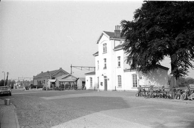 station Echt