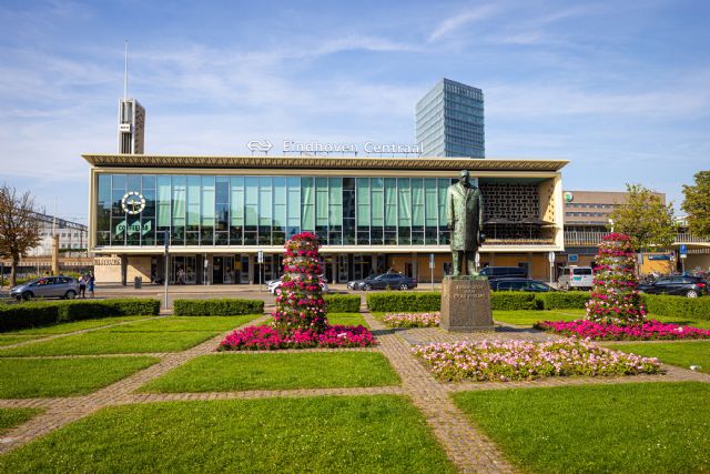 station Eindhoven Centraal