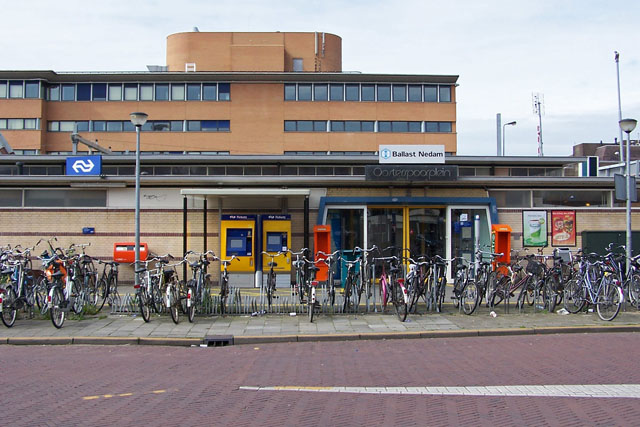 station Hilversum