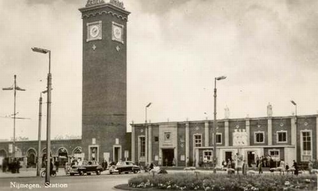station Nijmegen Straatzijde