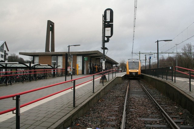 station Oldenzaal met Syntus 33
