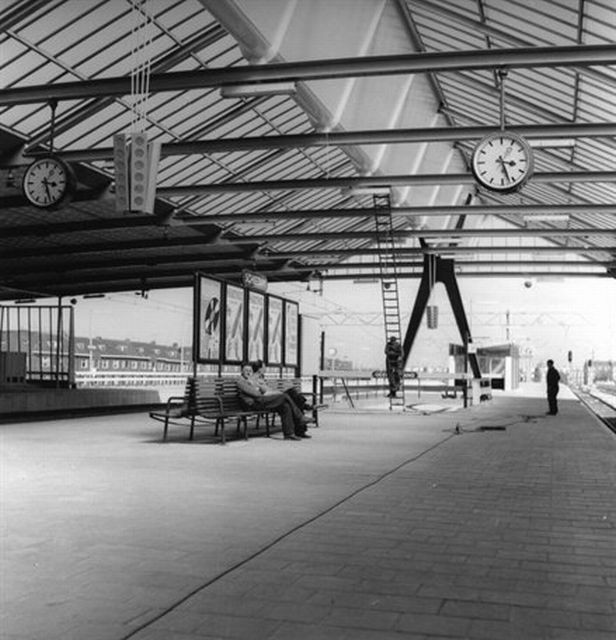 station Schiedam Centrum perron