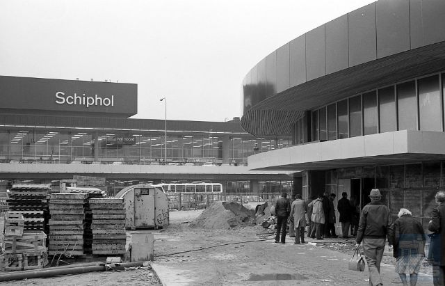 station Schiphol Airport