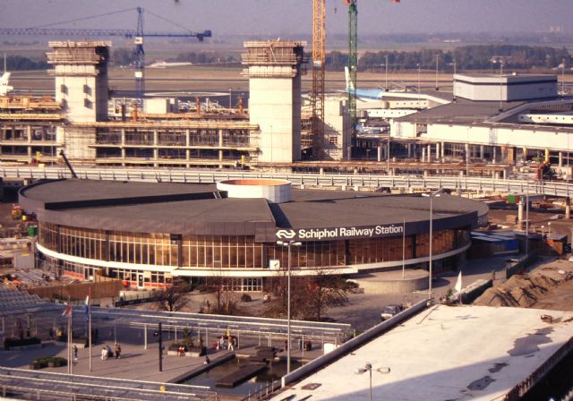 station Schiphol Airport