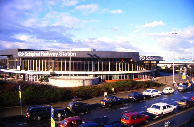 station Schiphol Airport