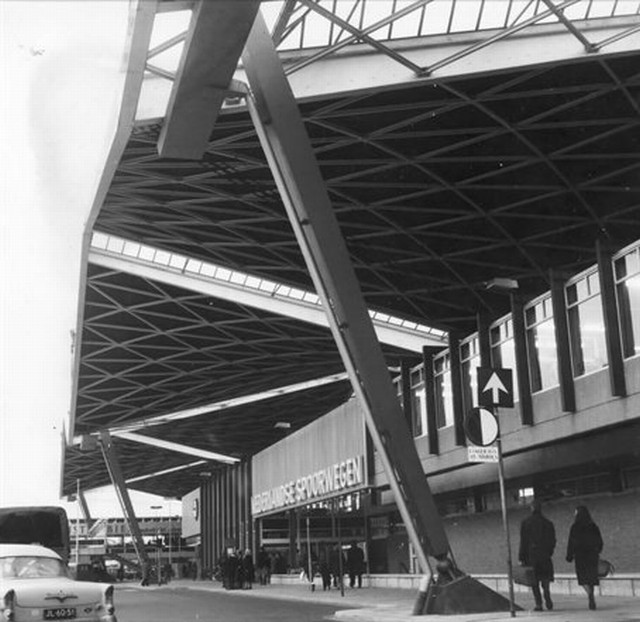 station Tilburg