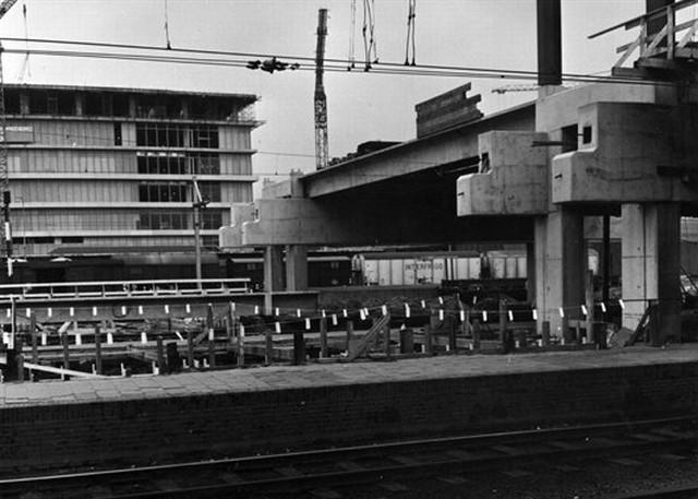 station Utrecht Centraal traverse in aanbouw