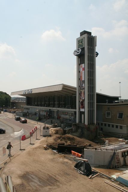 station Venlo vanaf de tijdelijke hoge voetgangersbrug