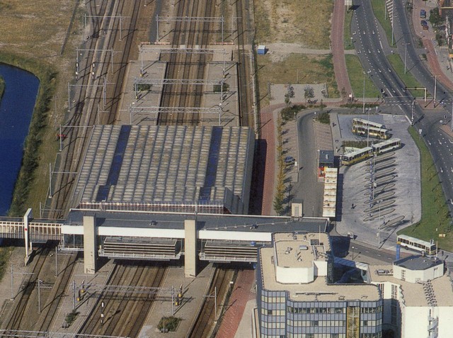 station Zaandam luchtfoto