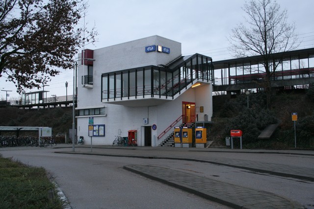 station Zaltbommel