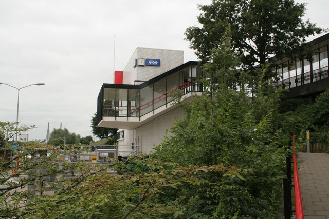 station Zaltbommel