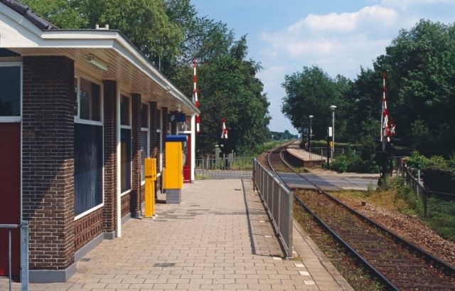 station Westereen